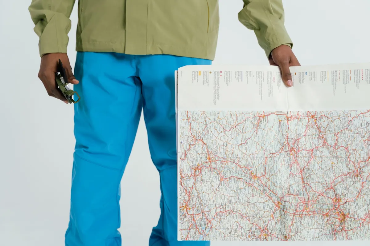How to Read a Trail Map: A Beginner's Guide to Symbols, Scales, and Grid Lines